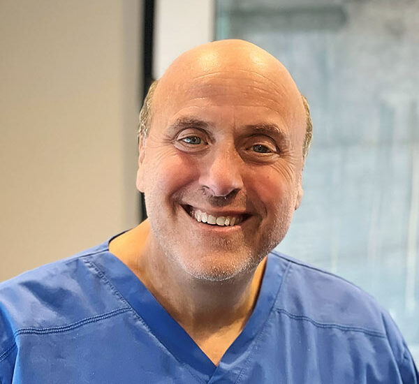 Dr. Allan Ruda, DDS has been practicing dentistry since 1983
